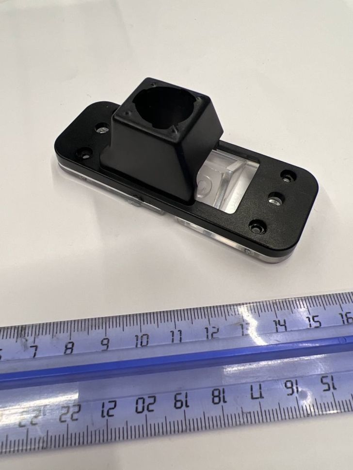 Адаптер под заднюю камеру в подсветку Hyundai Santa Fe (07-12)